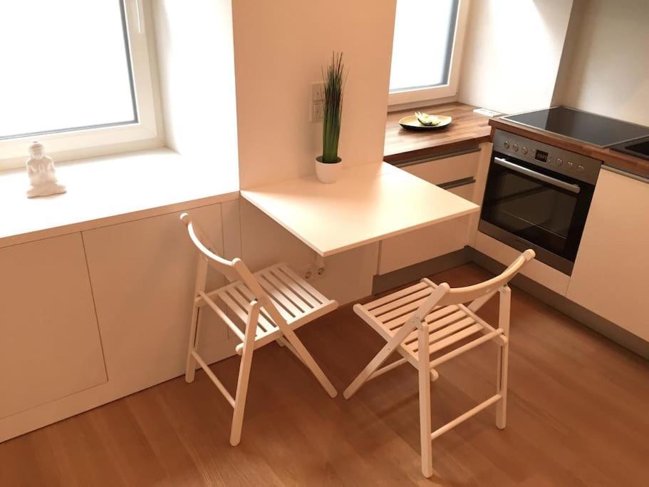 Akh - Uni 10min - Zentrum 10 Min Apartment Vienna